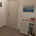 Note Di Mare 펜션 몰라디바리